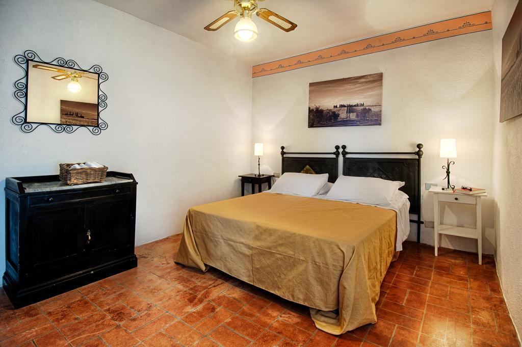 Agriturismo Poggio Bonelli Castelnuovo Berardenga Habitación foto